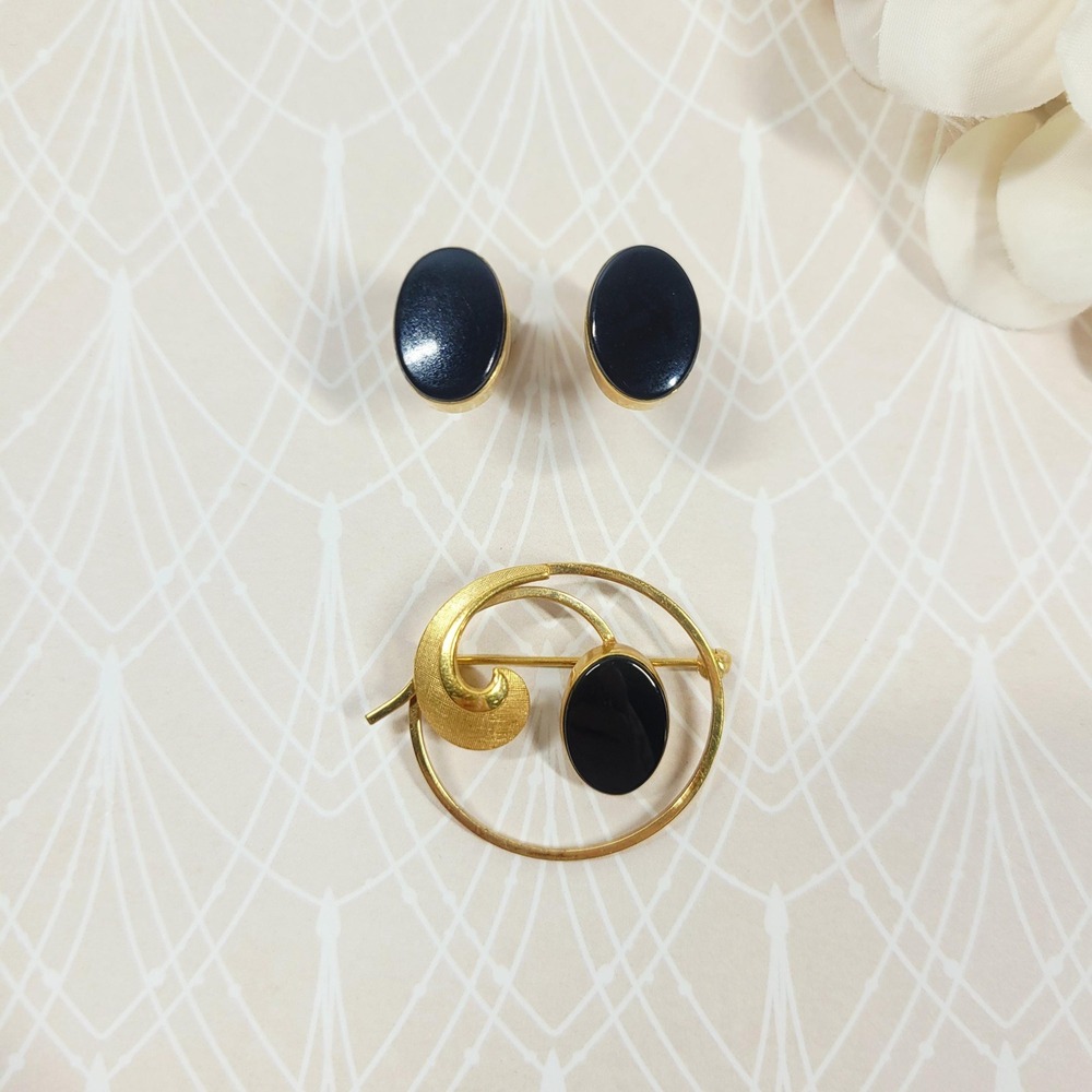 VTG Van Dell Demi Parure Set 12K Gold Filled Black Onyx Brooch and Earrings